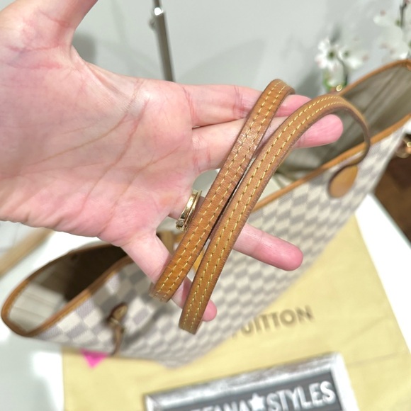 Louis Vuitton Neverfull MM Damier Azur Tote Bag - Picture 10 of 14